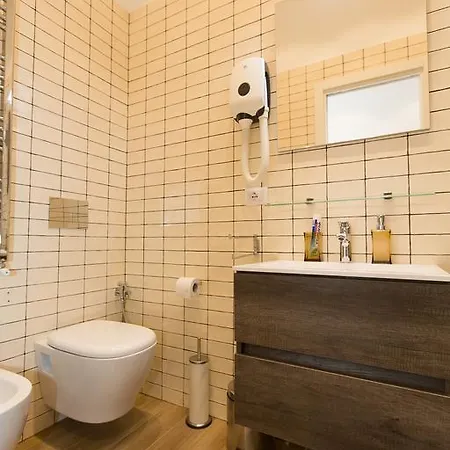 Prestige Apartment *